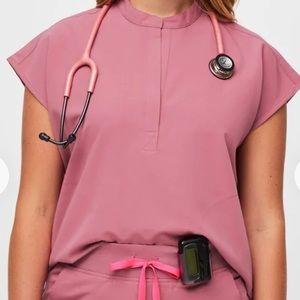 BCA Rafaela™ Oversized Scrub Top SMALL BRAND NEW